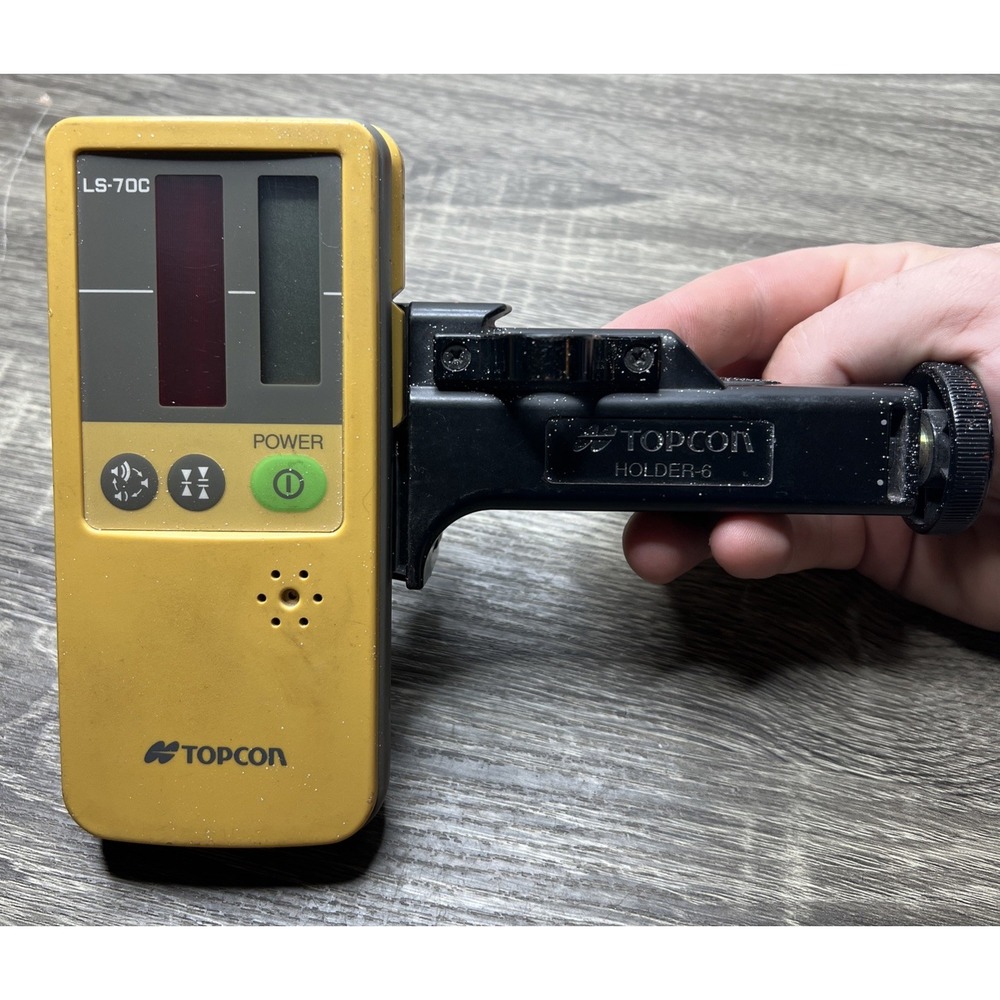 Topcon LS-70C Eye Receiver Laser Detector w/ Battery and Holder 6 Bracket Tested
